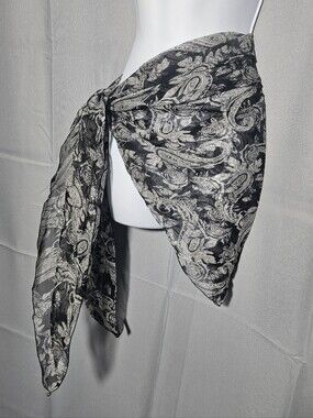 Reine Seide 100% Silk Scarf Large 34x34 Made in France Black/ White Floral Boho